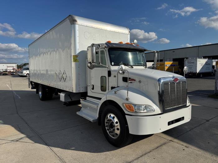 2020 Peterbilt 337-3