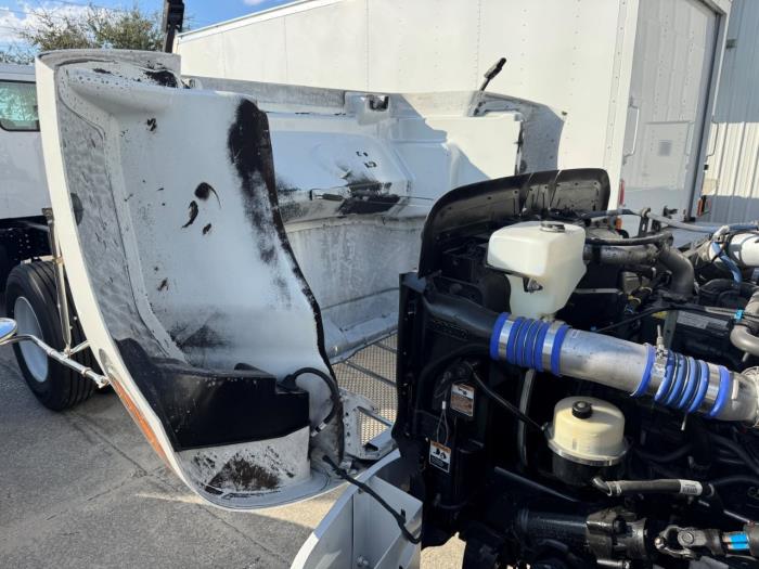 2020 Peterbilt 337-14