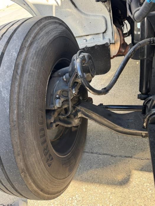 2020 Peterbilt 337-20