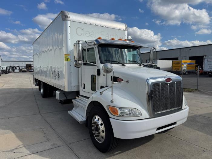 2020 Peterbilt 337-3