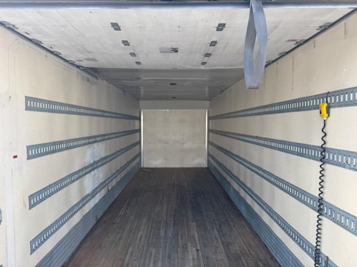 2020 Peterbilt 337-12