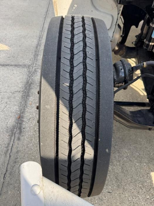 2020 Peterbilt 337-19