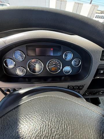 2019 Peterbilt 348-13