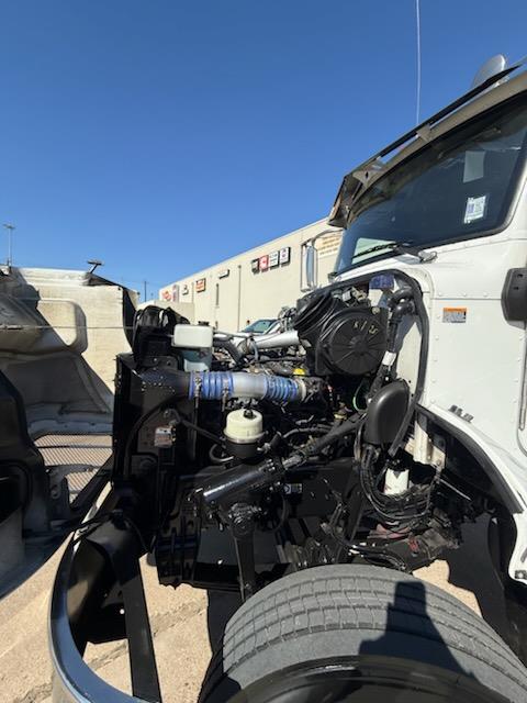 2019 Peterbilt 348-15