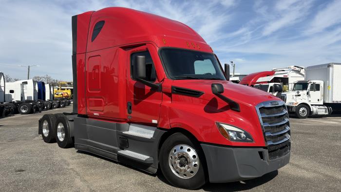 2022 Freightliner Cascadia-7