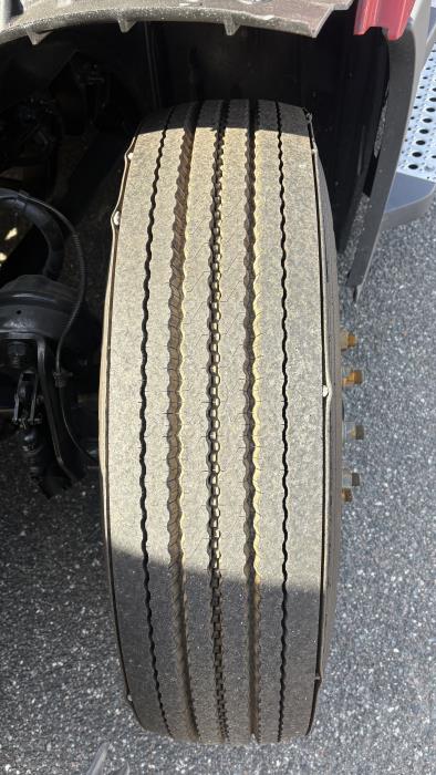 2022 Freightliner Cascadia-25