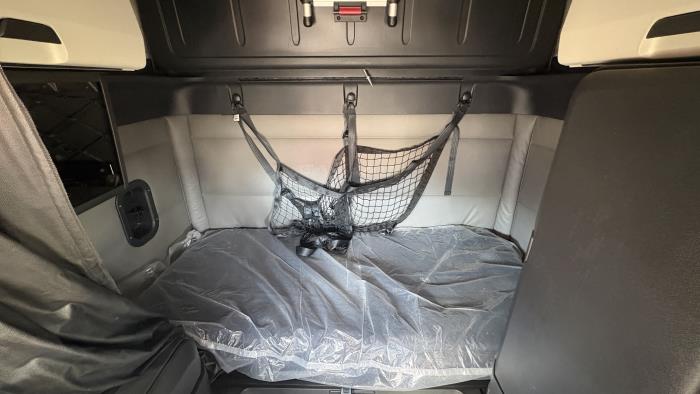 2022 Freightliner Cascadia-13