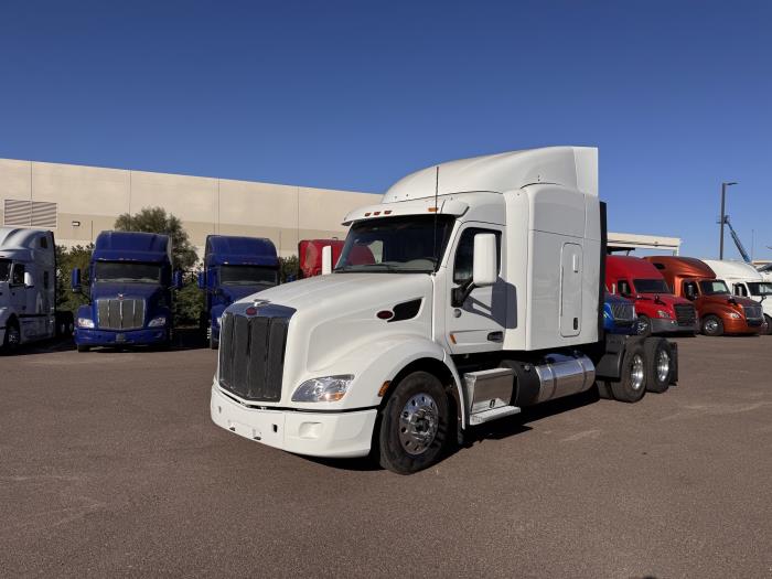 2022 Peterbilt 579-1