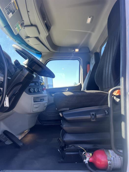 2021 Peterbilt 579-20