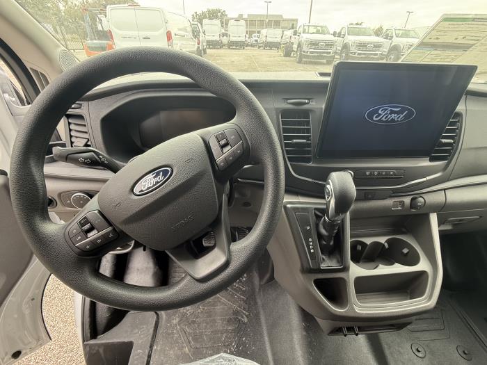 2026 Ford Transit-350-10