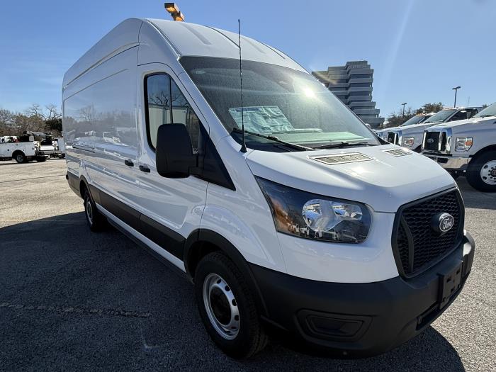 2026 Ford Transit-350-7