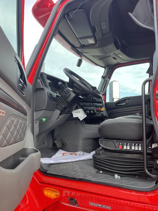 2026 International LT625-9