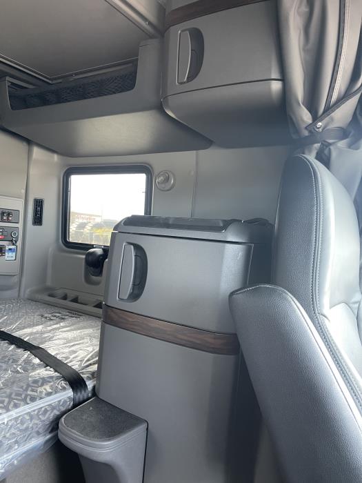 2026 International LT625-18