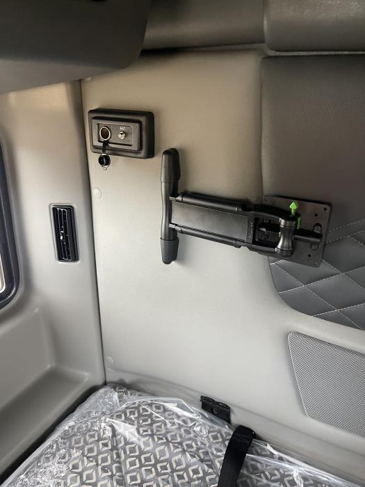 2026 International LT625-16