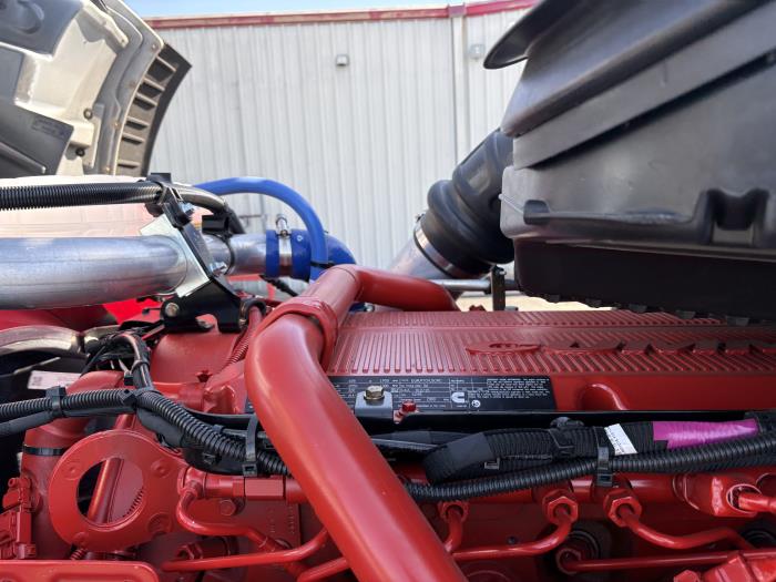 2027 Peterbilt 567-10