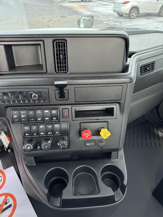 2026 International LT625-10