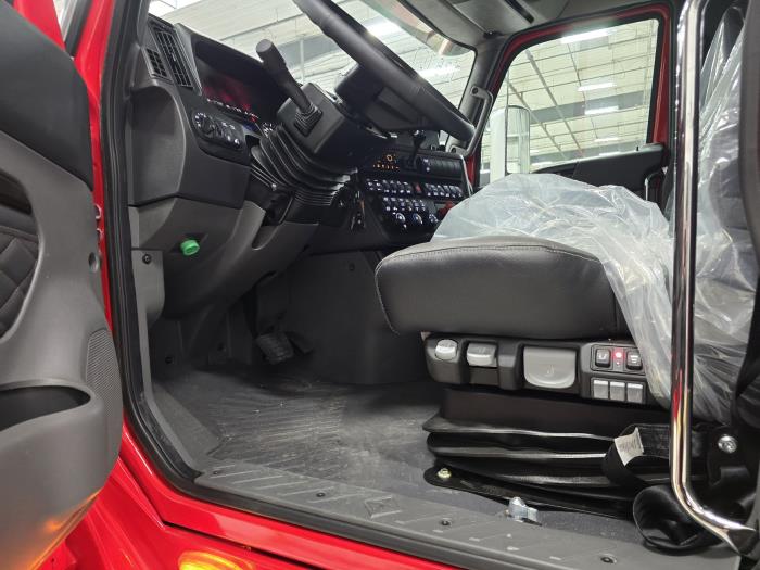 2026 International LT625-7