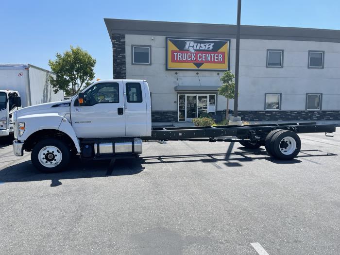2027 Ford F-650-2