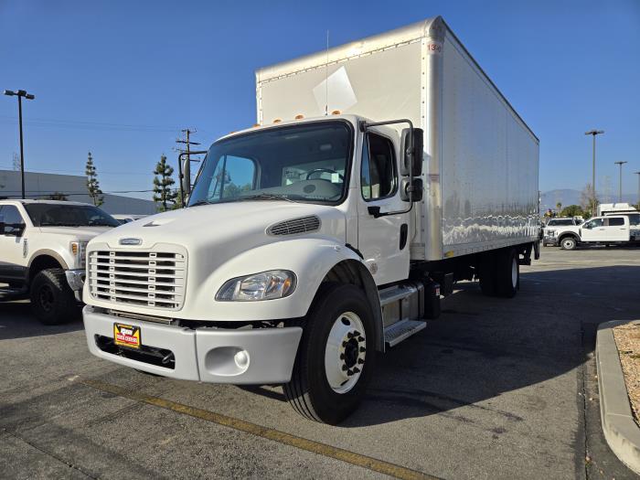 2021 Freightliner Business Class M2 106-1