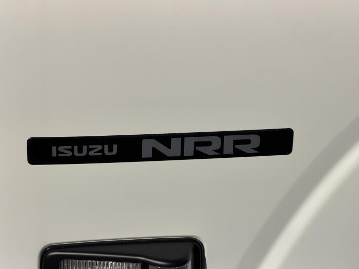 2025 Isuzu NRR-12