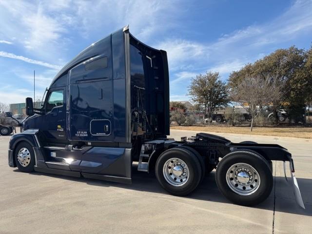 2023 Kenworth T680-4