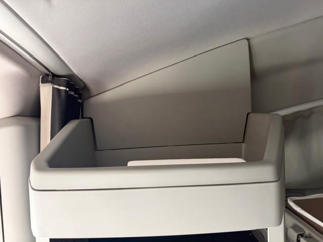 2023 Kenworth T680-52