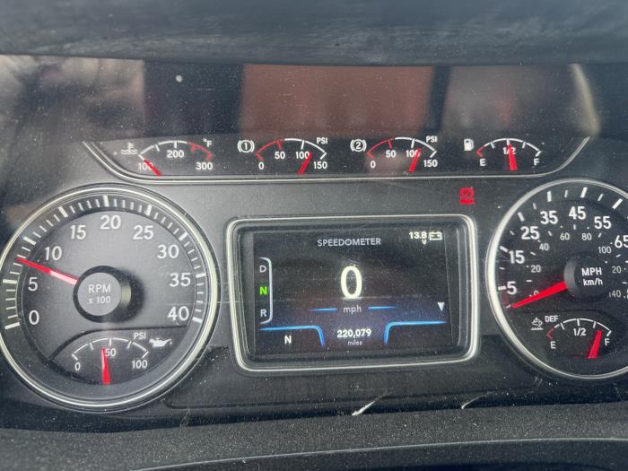 2020 International MV607-8