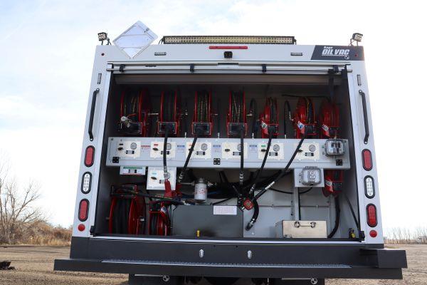 2025 Peterbilt 537-14