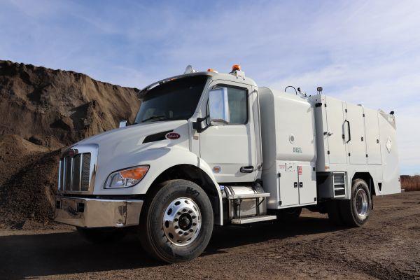 2025 Peterbilt 537-20