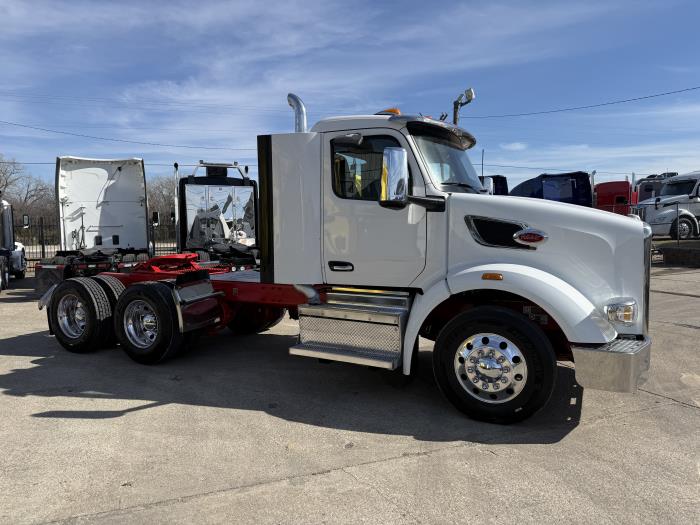 2024 Peterbilt 567-21