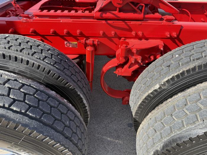 2024 Peterbilt 567-38