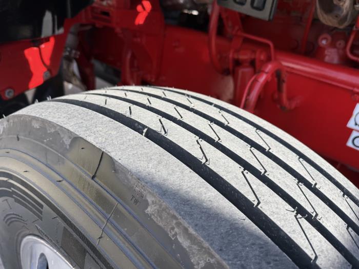 2024 Peterbilt 567-42