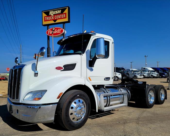 2021 Peterbilt 579-1