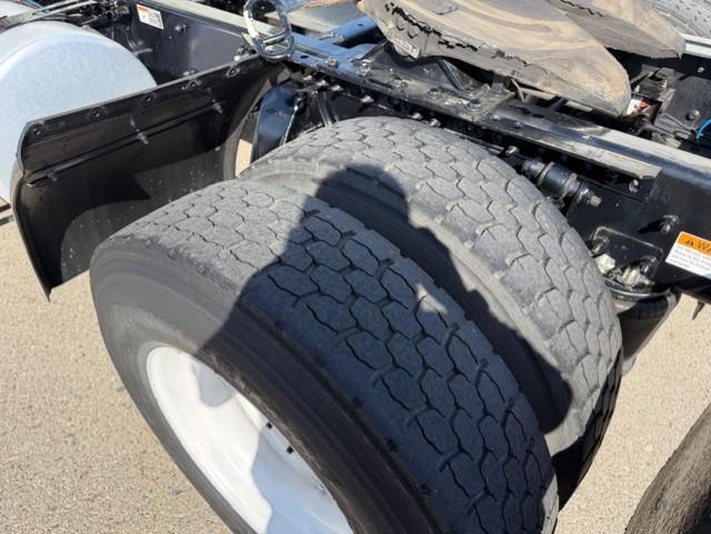 2019 Freightliner Cascadia-10