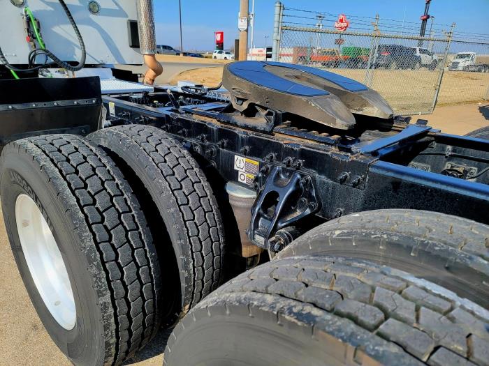 2021 Peterbilt 579-20