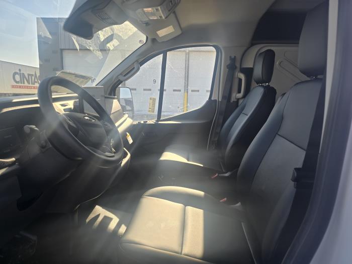 2026 Ford Transit-150-13