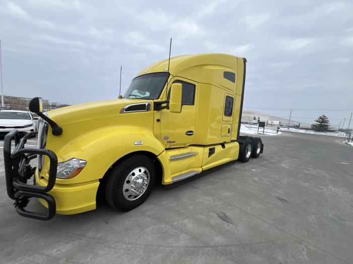 2021 Kenworth T680-4