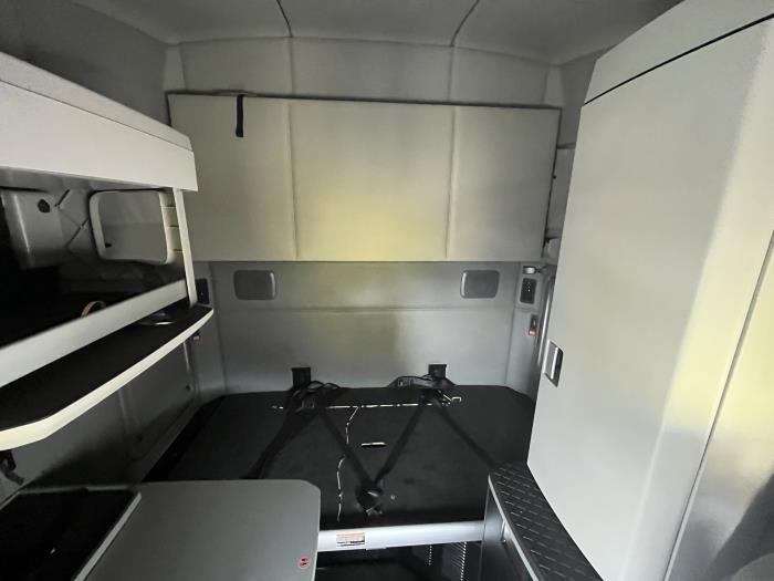 2021 Kenworth T680-11