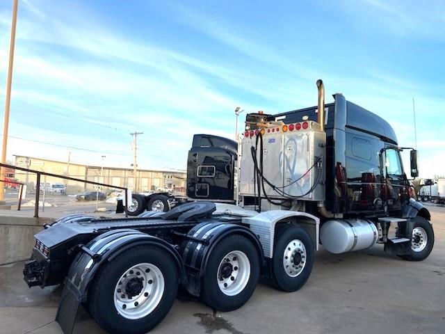 2021 Volvo VNL84T740-6