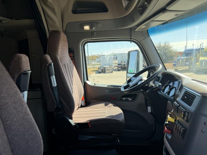 2022 Peterbilt 579-23