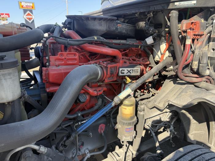 2021 International LT625-11