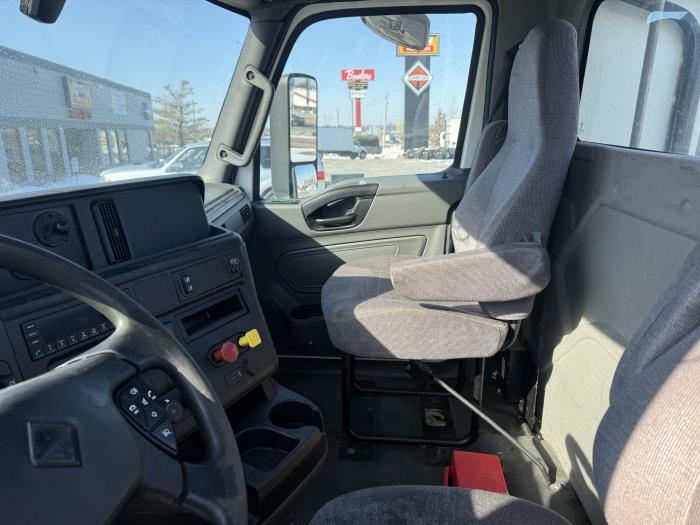 2021 International LT625-15