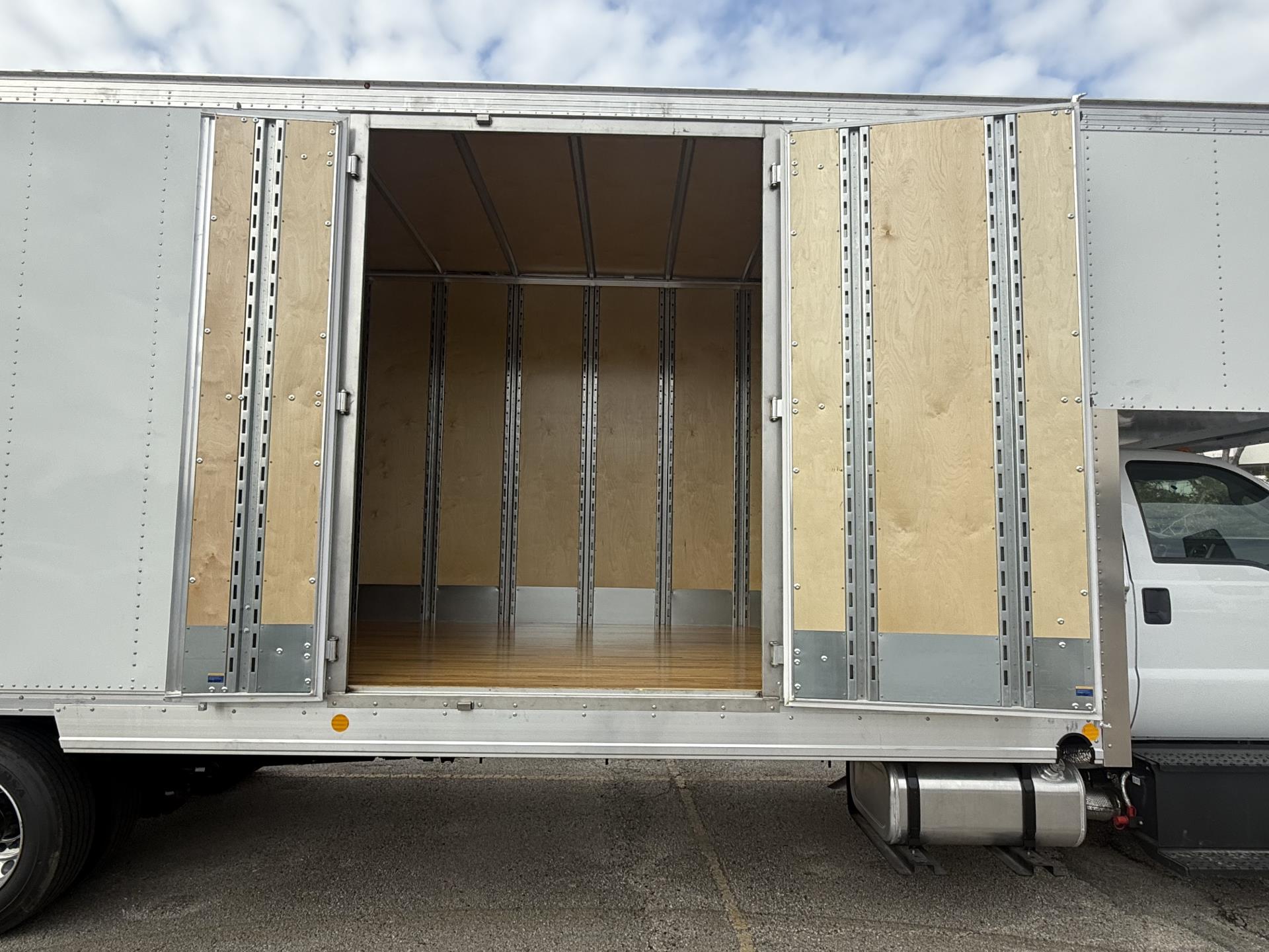 New 1996 Ford F-750 - photo 26