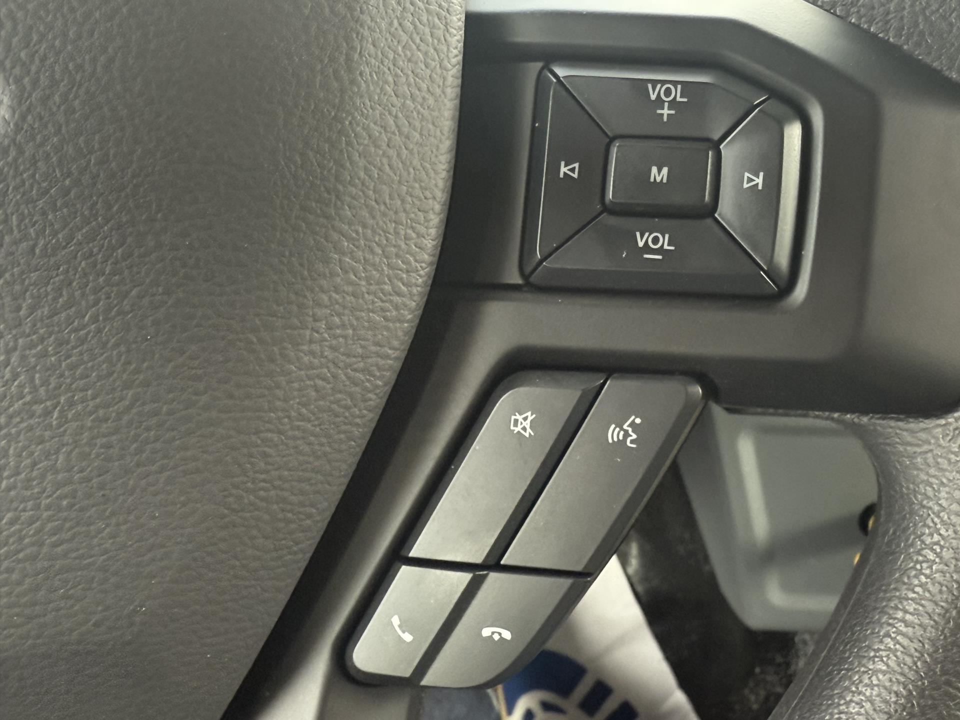 New 1996 Ford F-750 - photo 8