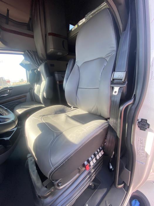 2026 International LT625-14