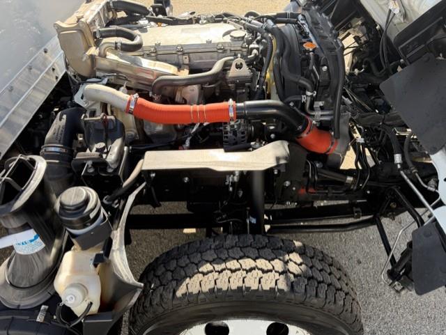 2020 Isuzu NPR-HD-13