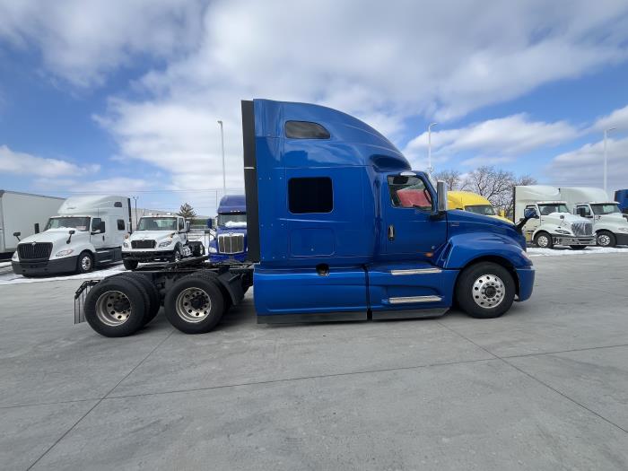 2022 International LT625-3