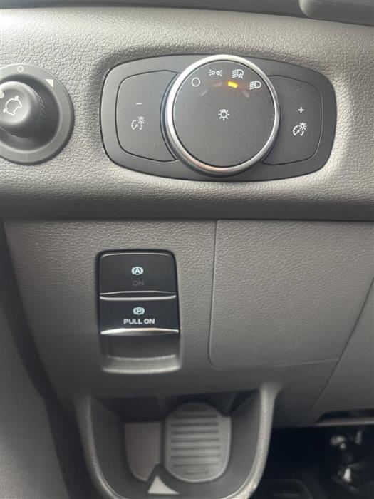 2026 Ford Transit-250-17