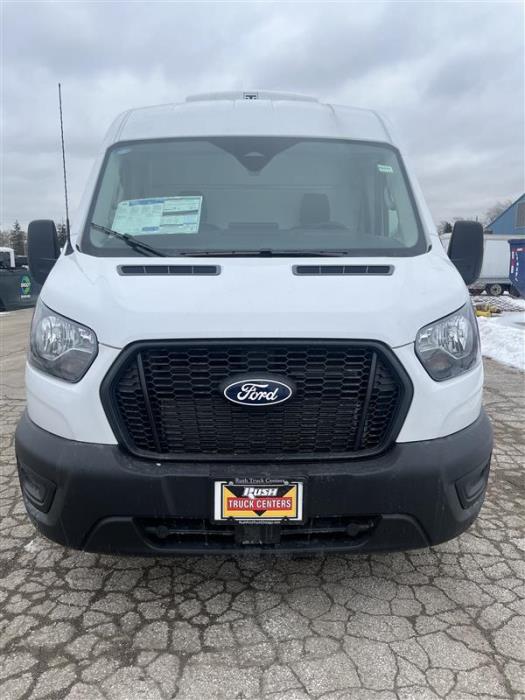 2026 Ford Transit-250-2