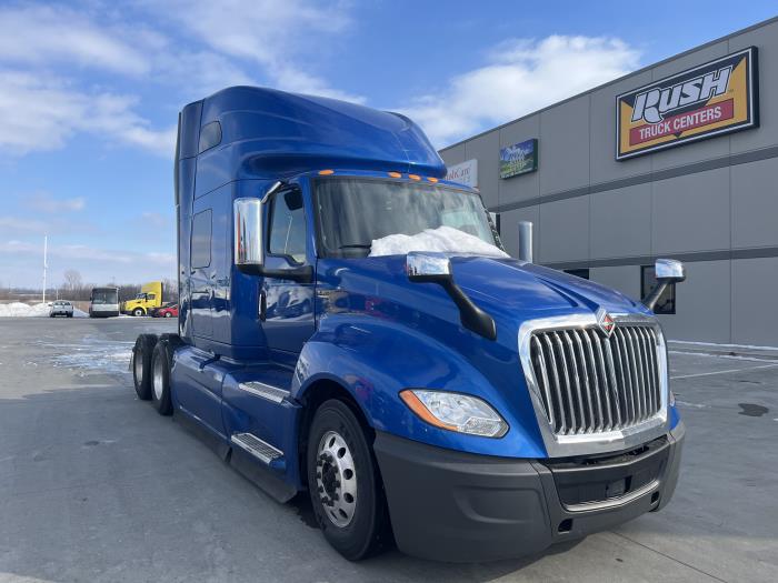 2022 International LT625-3